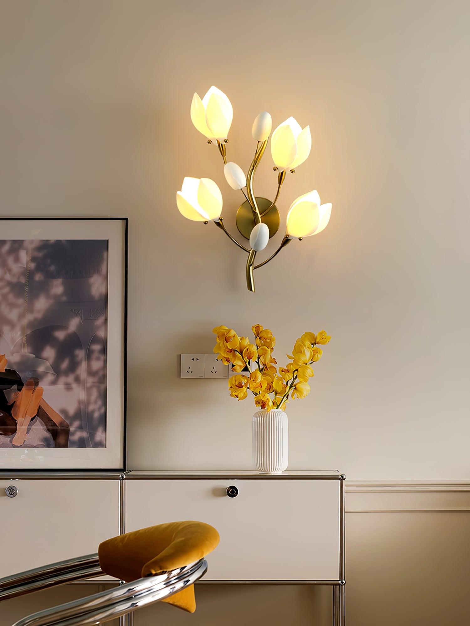 Porcelain Magnolia Wall Lamp - Blowlighting
