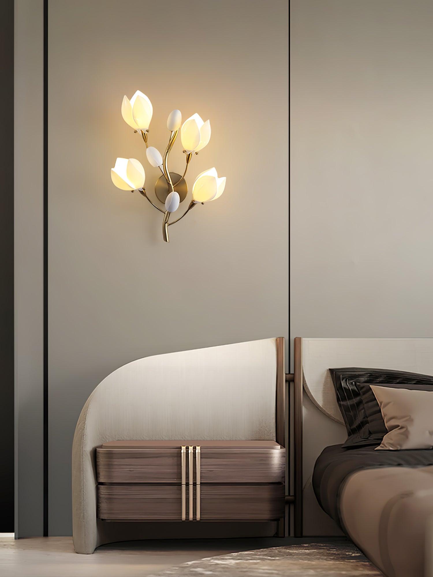 Porcelain Magnolia Wall Lamp - Blowlighting