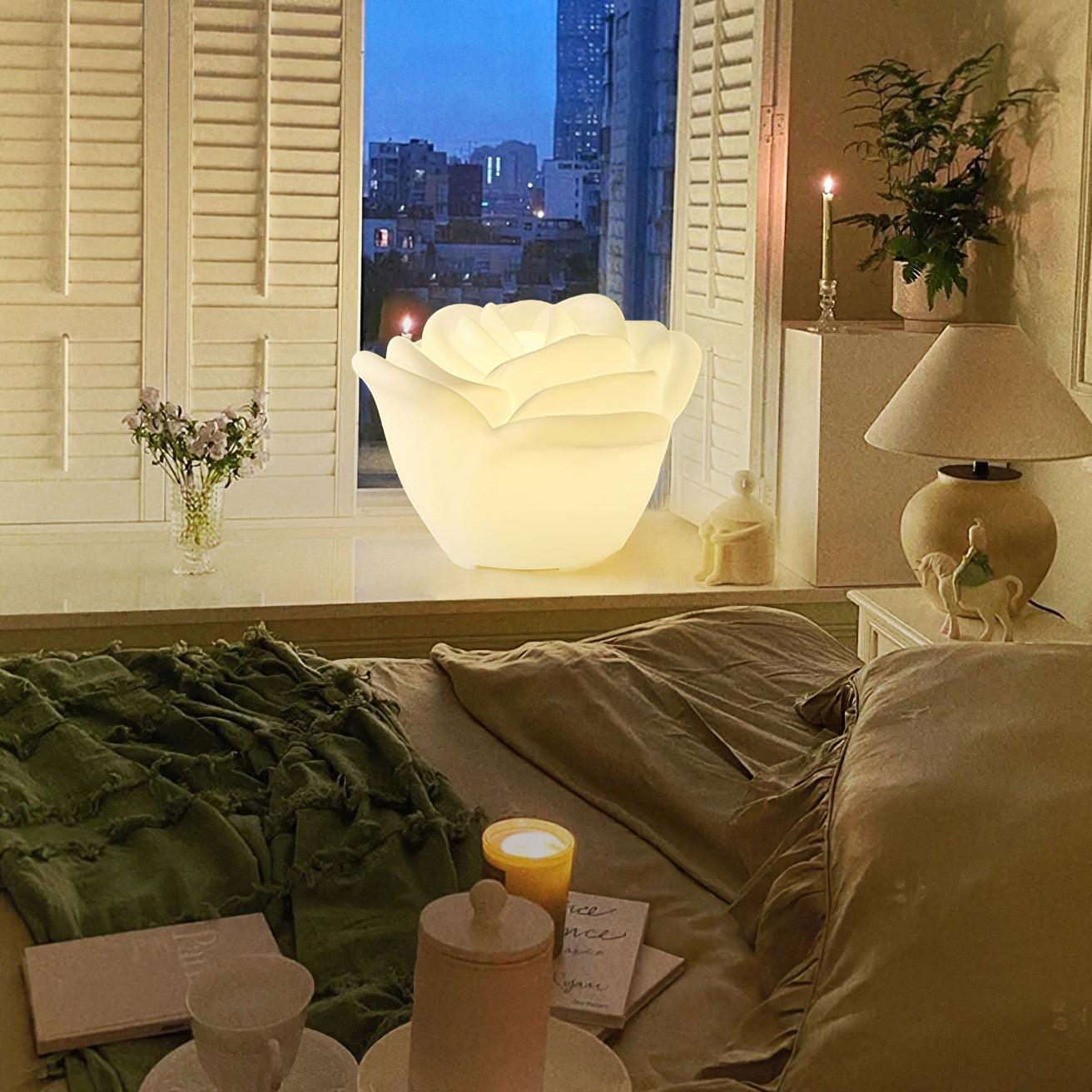 White Rose Shaped LED Table Lamp - Blowlighting