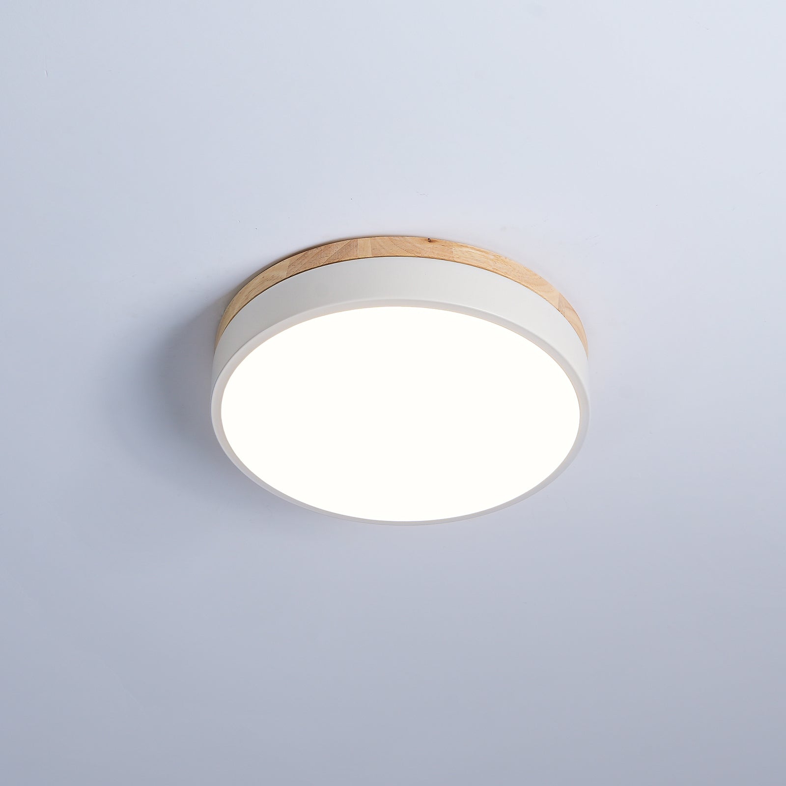 White Round Wooden Ceiling Lamp - Blowlighting