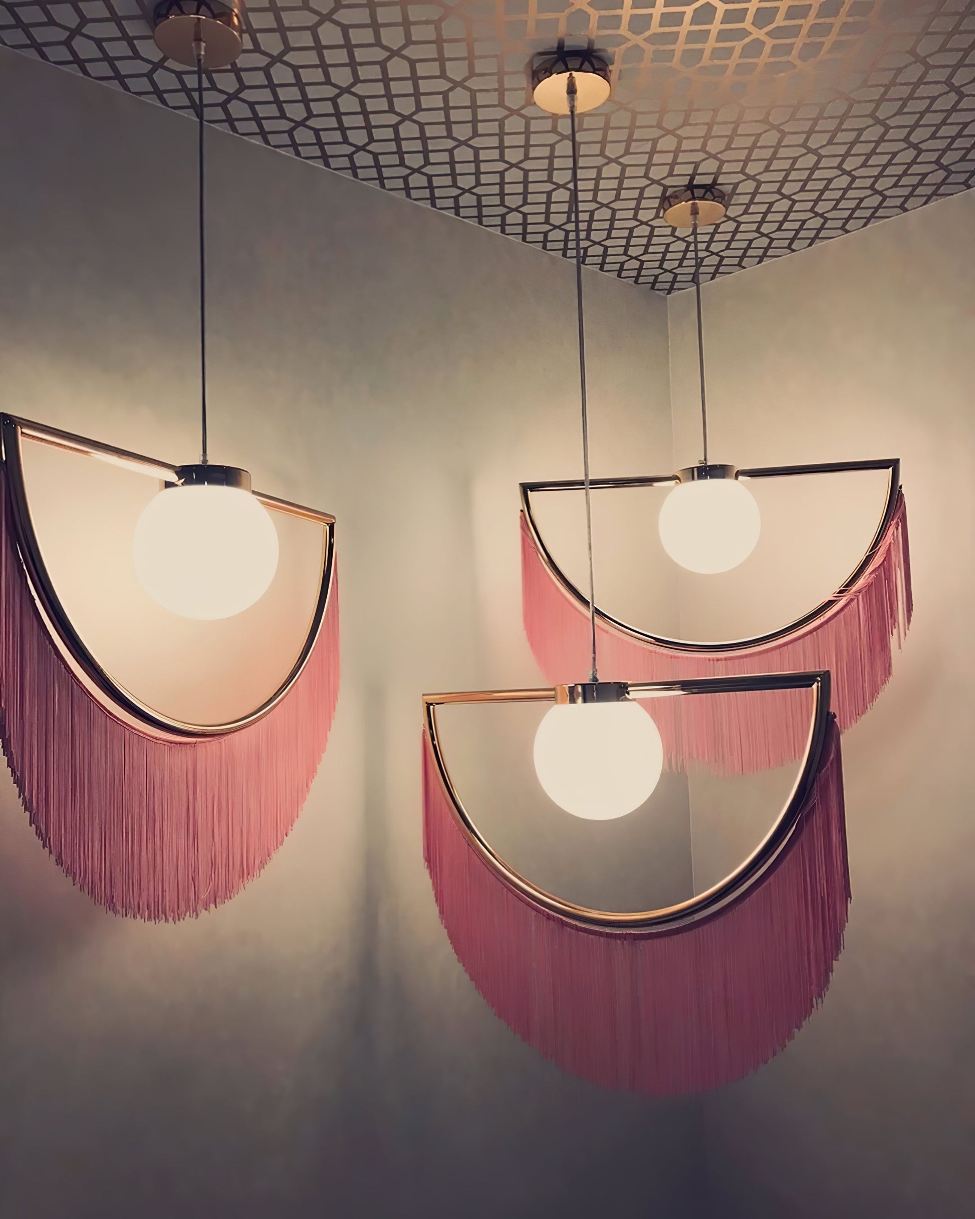 Wink Pendant Lamp - Blowlighting