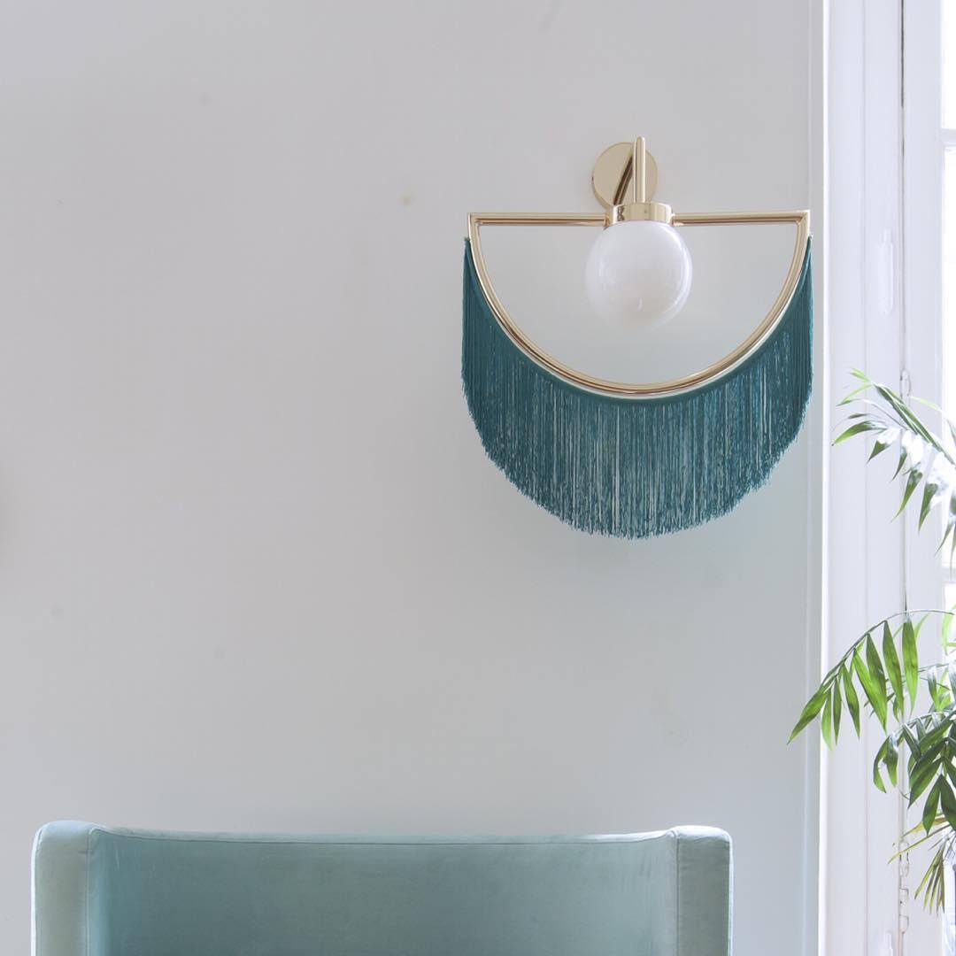 Wink Tassel Cute Wall Lamp - Blowlighting