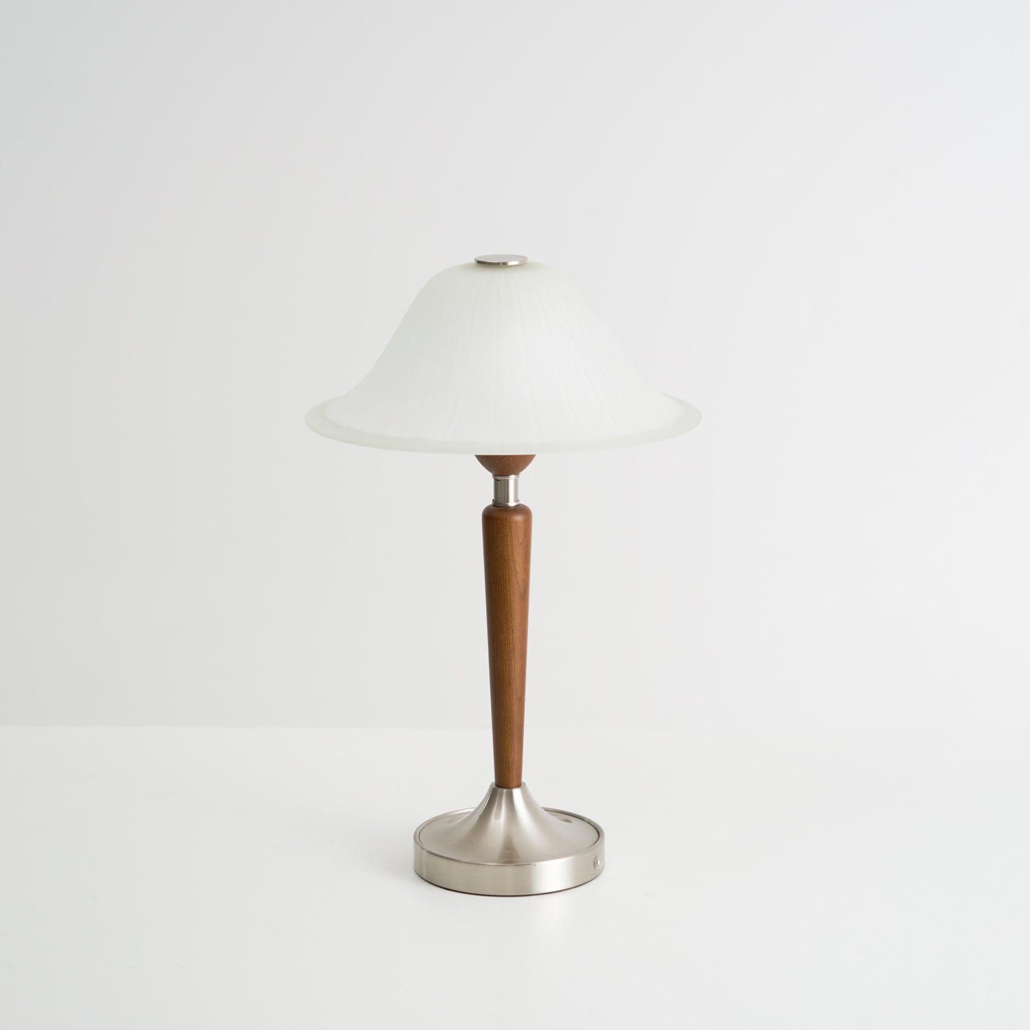 Winston Vintage Table Lamp - Blowlighting
