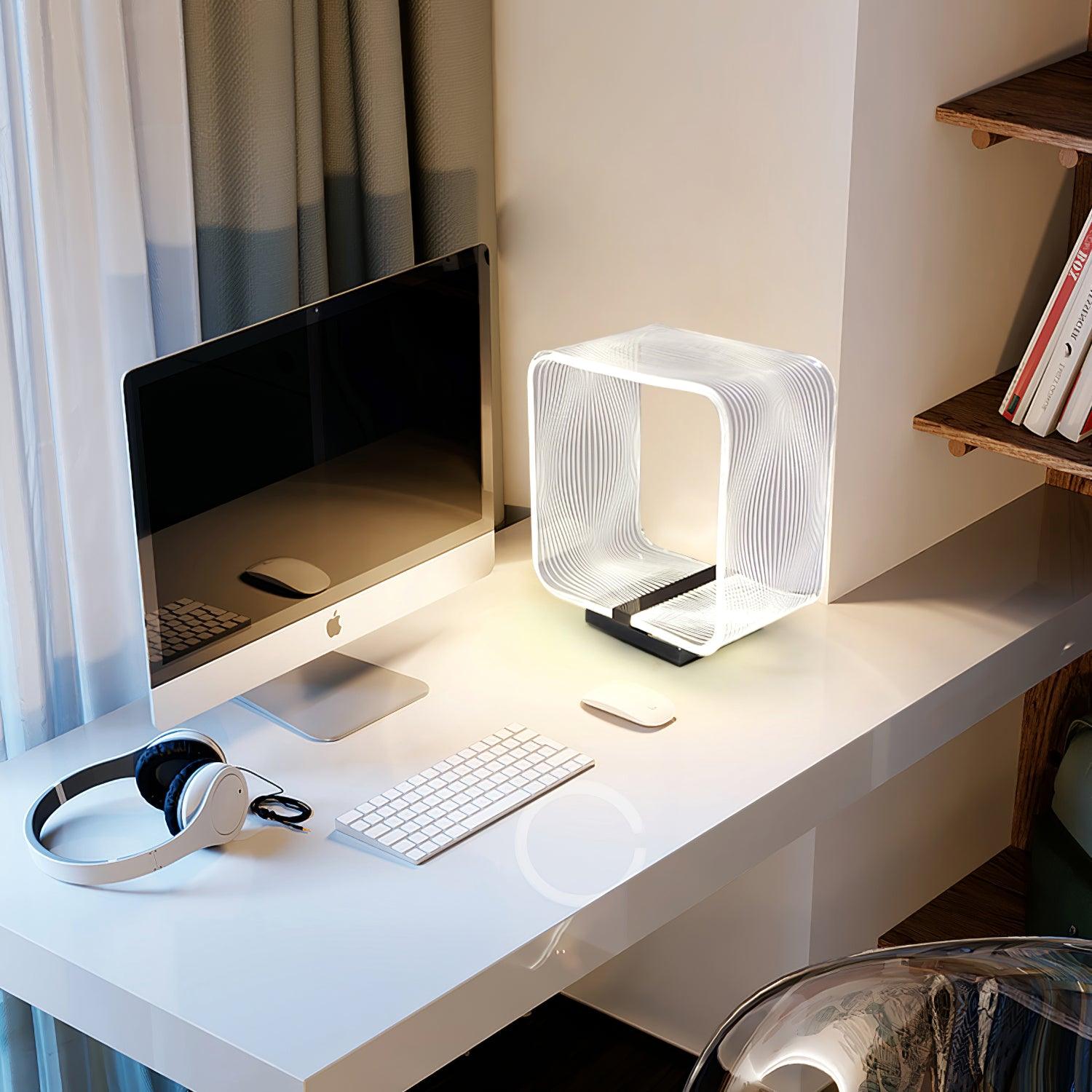 Wire Cube Table Lamp - Blowlighting