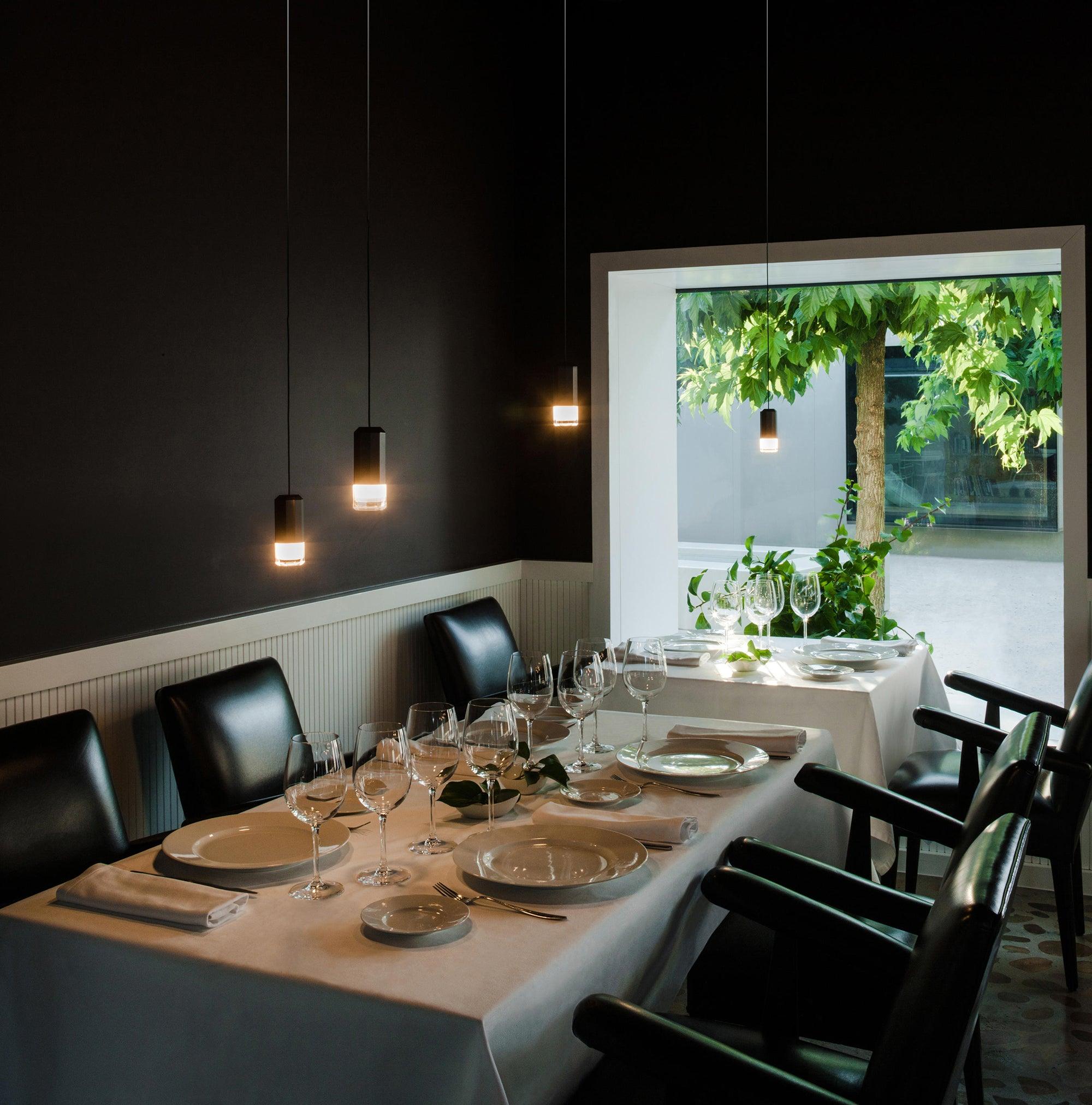 Line Form Pendant light - Blowlighting