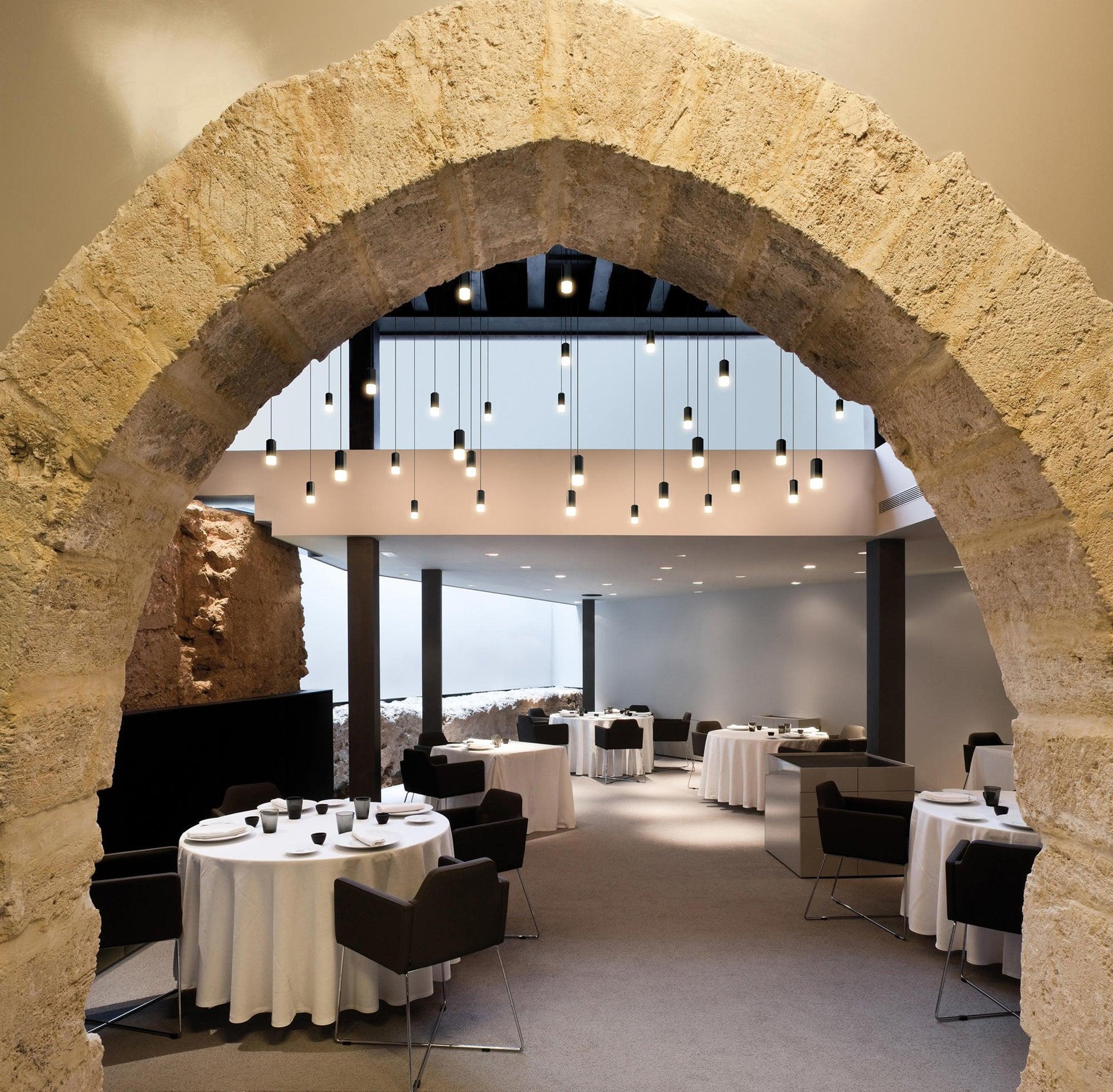 Line Form Pendant light - Blowlighting
