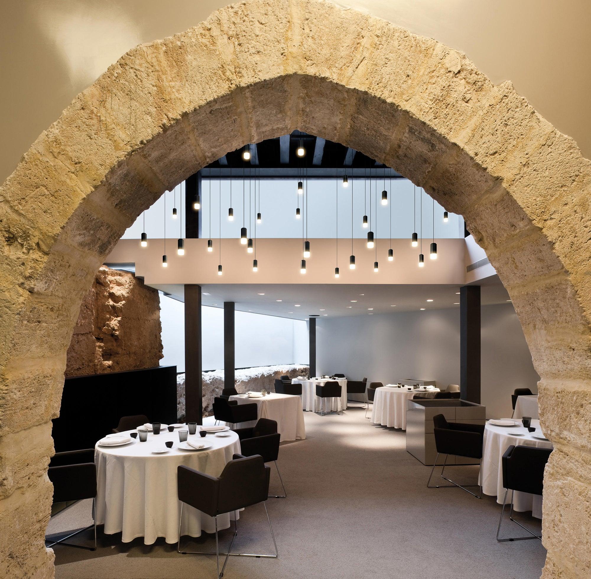 Line Form Pendant light - Blowlighting