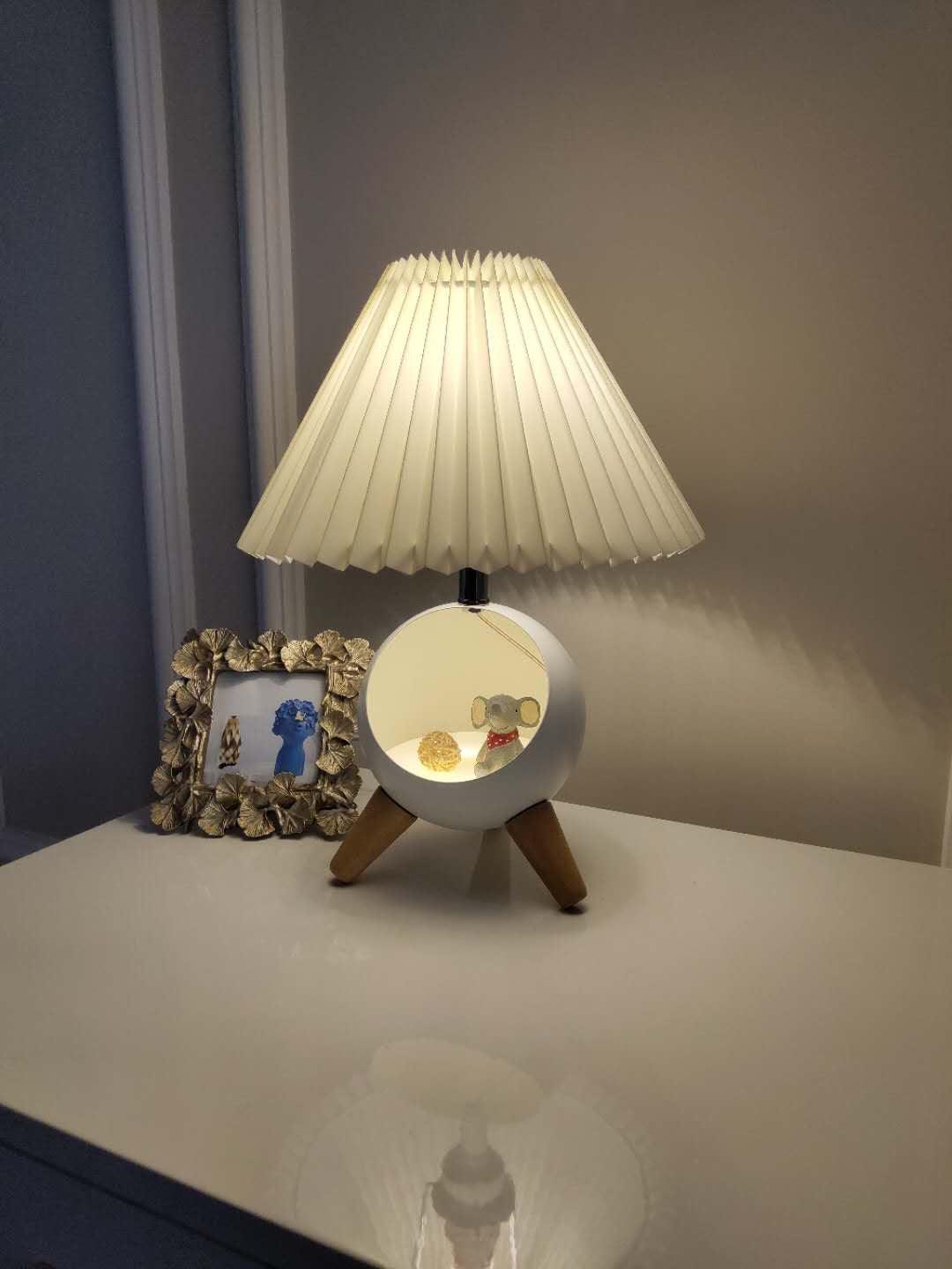 Wood Small Table Lamp - Blowlighting