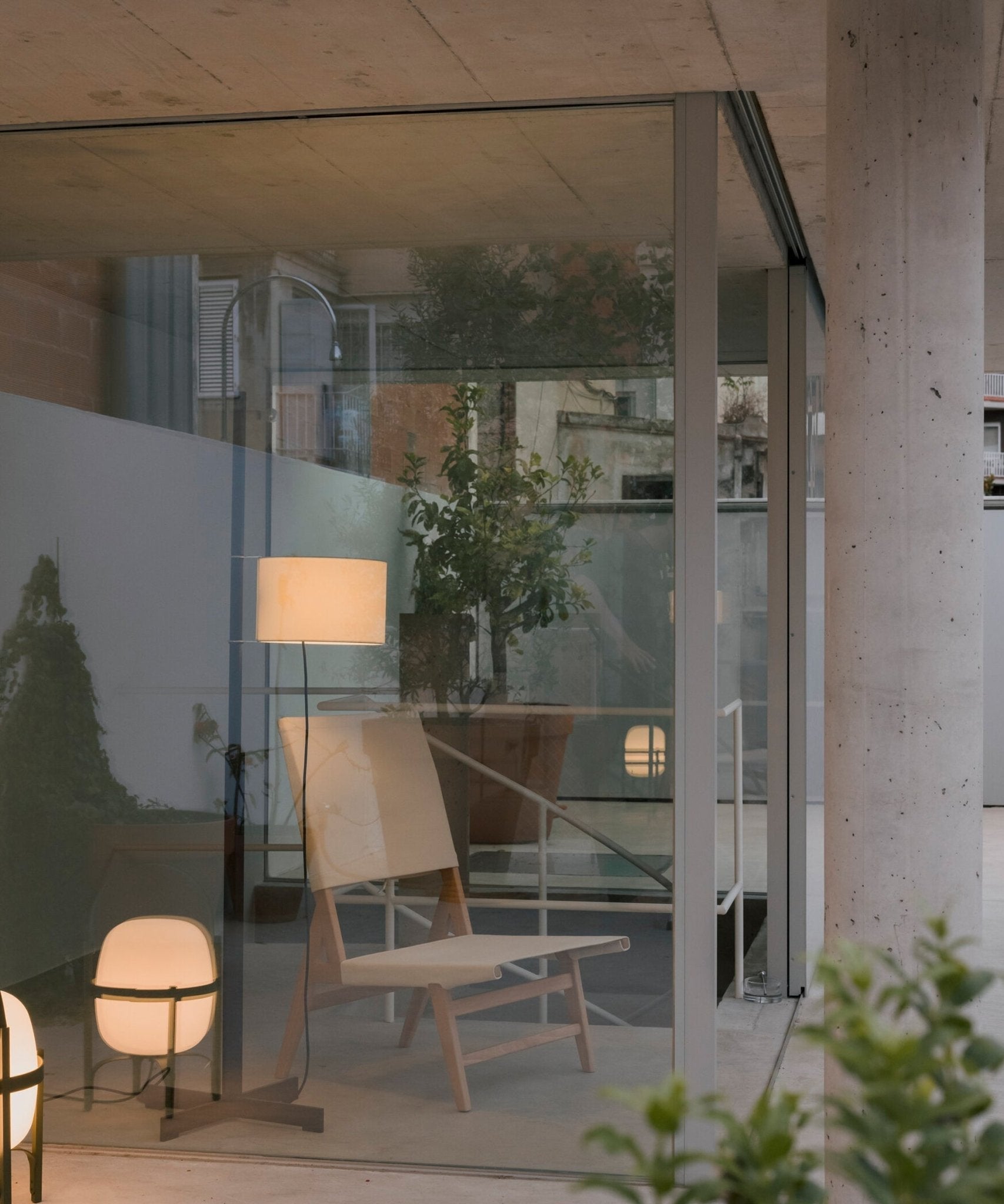 Wood Tmm Floor Lamp - Blowlighting