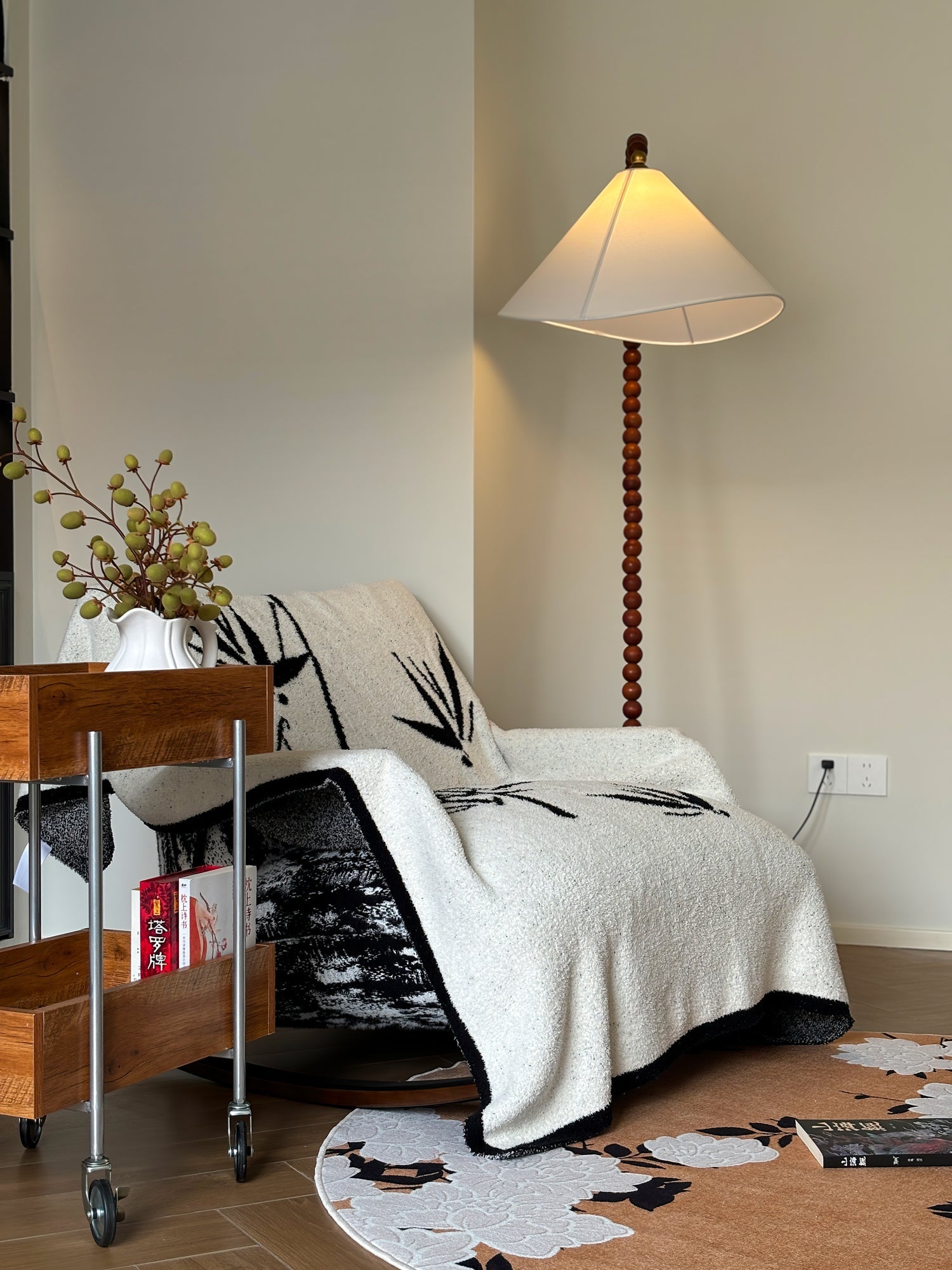 Wooden Bead Floor Lamp - Blowlighting