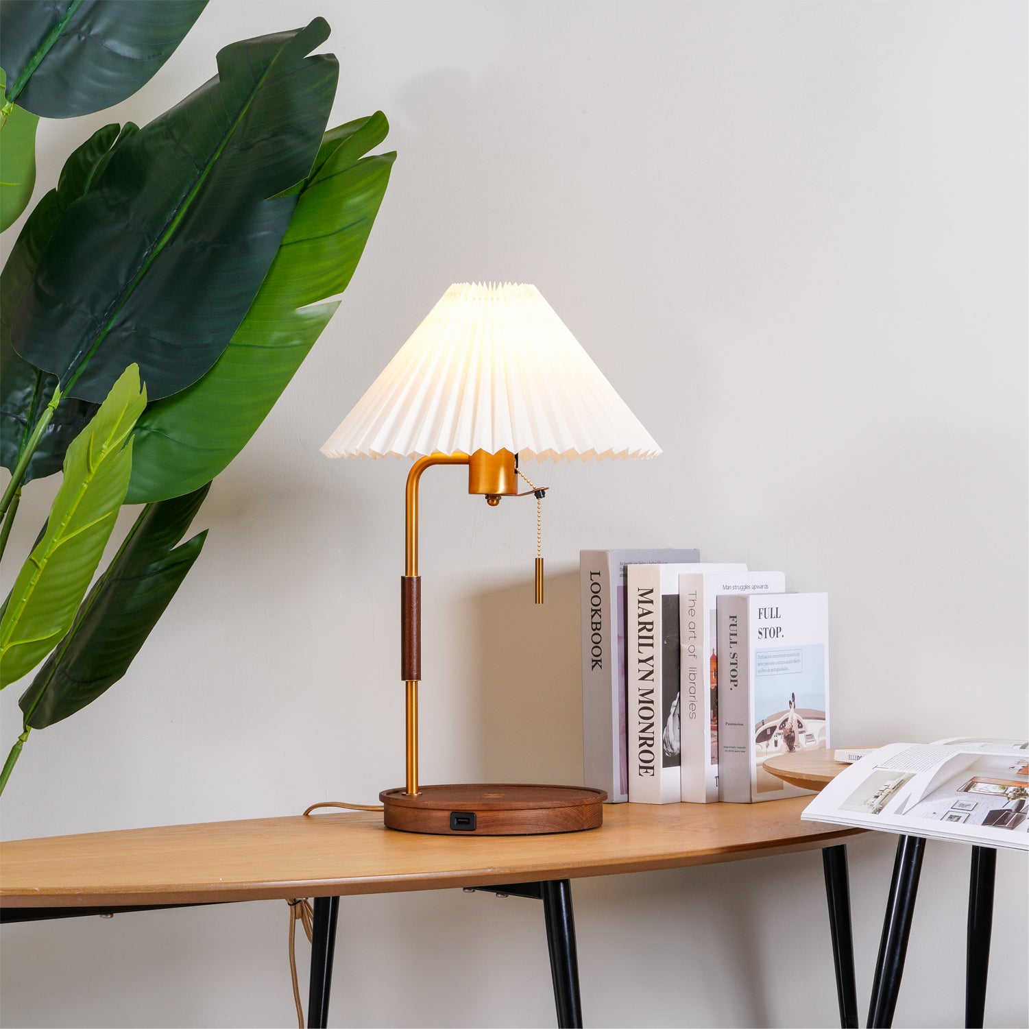 Wooden Retro Table Lamp - Blowlighting