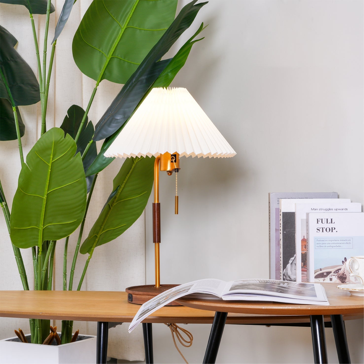 Wooden Retro Table Lamp - Blowlighting