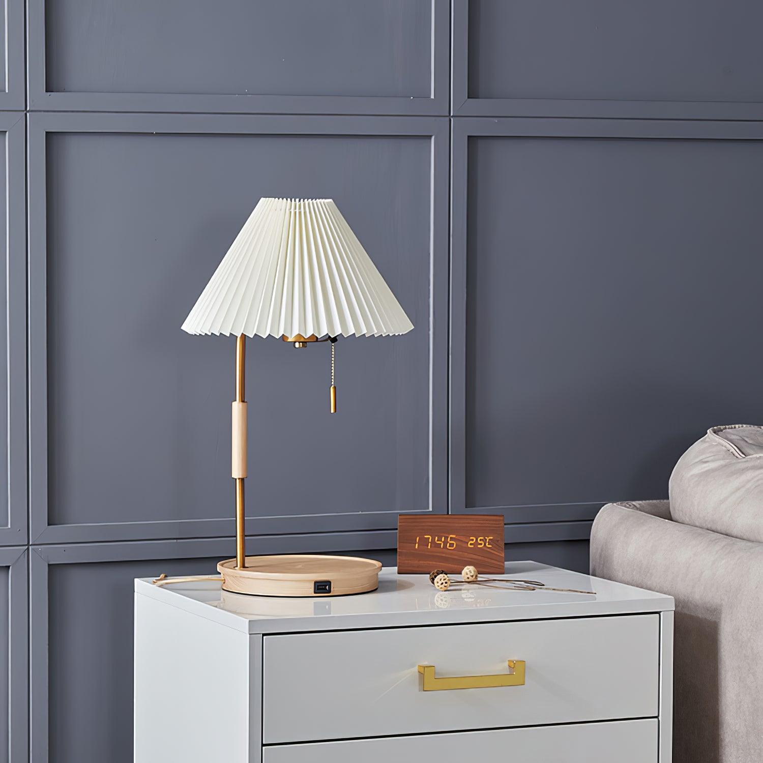Wooden Retro Table Lamp - Blowlighting
