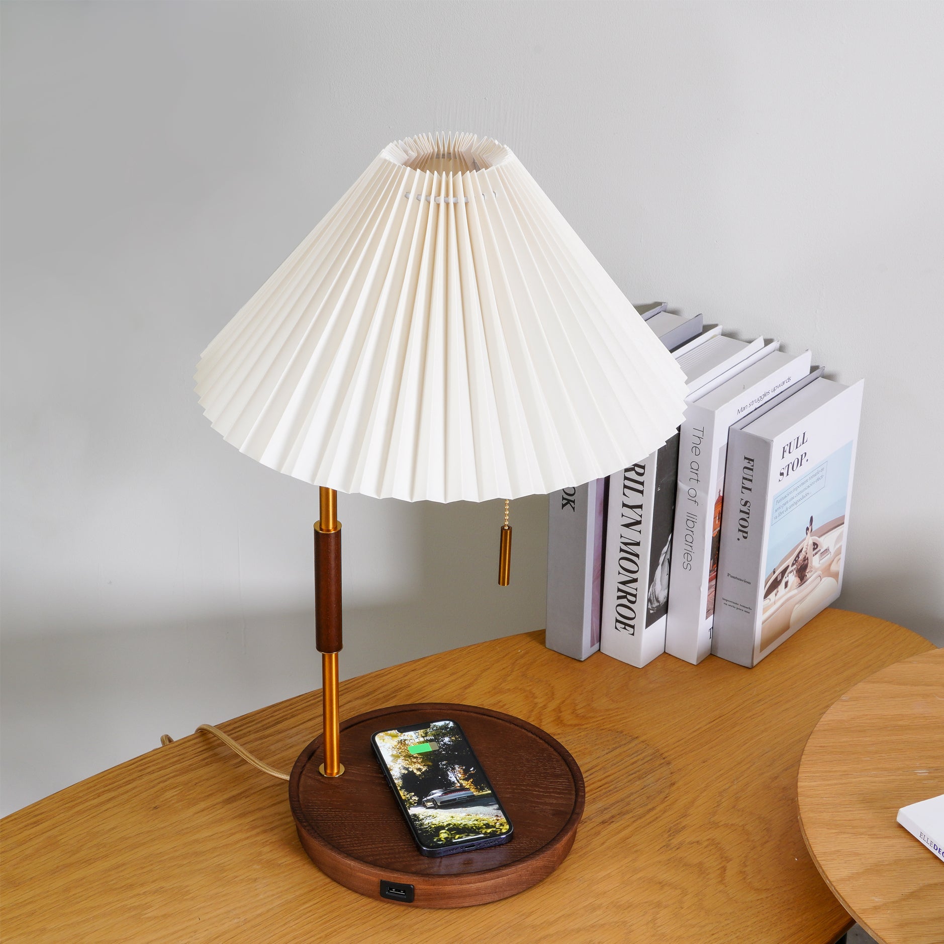 Wooden Retro Table Lamp - Blowlighting