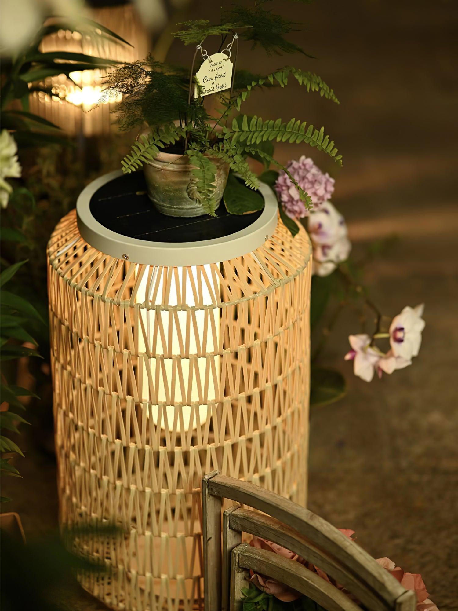 Oliver Vintage Metal Outdoor Lighting - Blowlighting