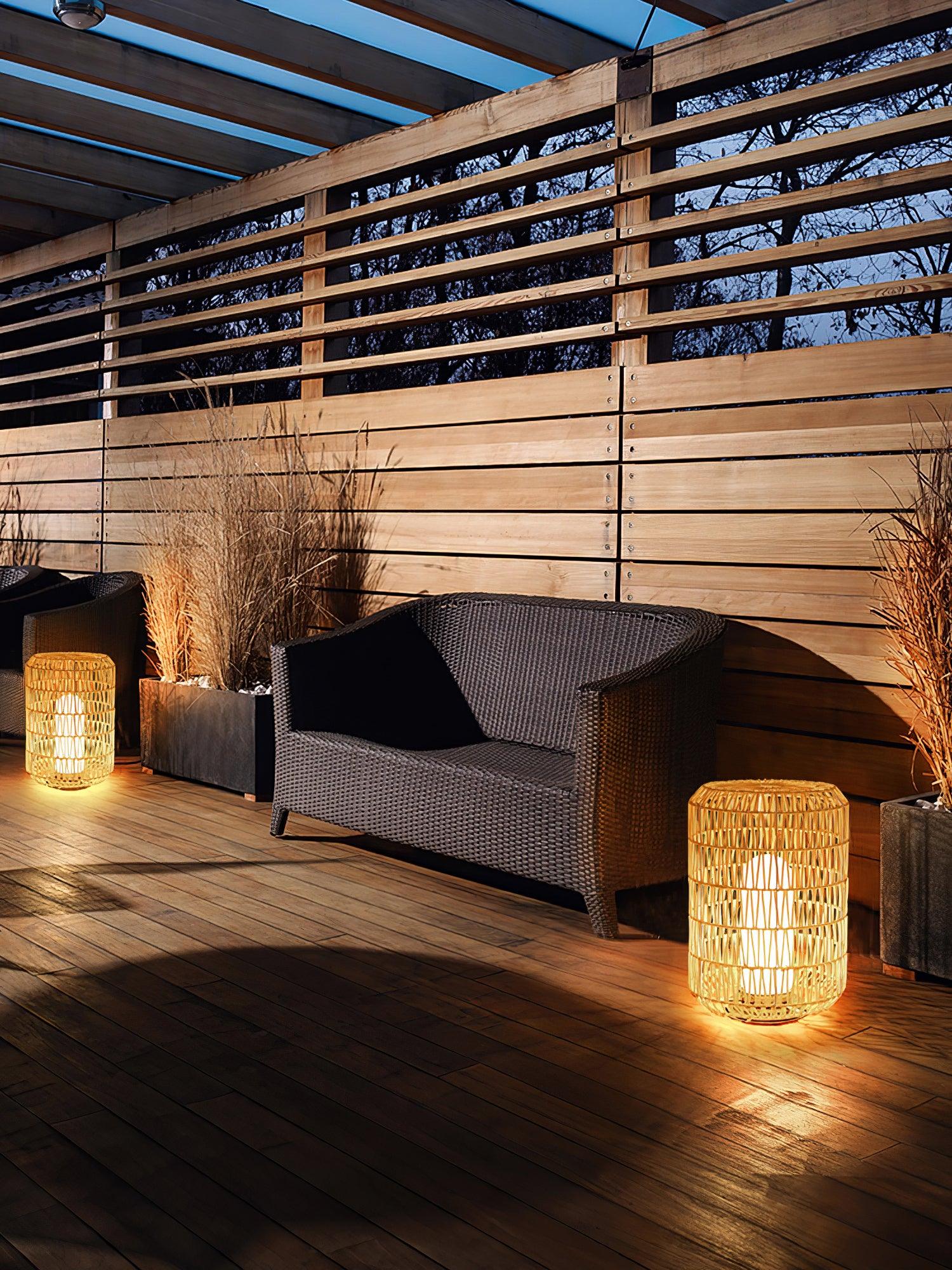 Oliver Vintage Metal Outdoor Lighting - Blowlighting