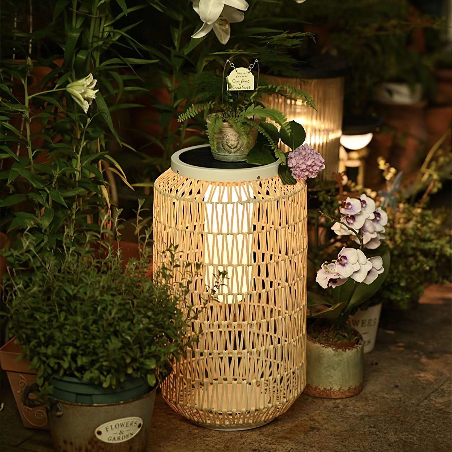 Oliver Vintage Metal Outdoor Lighting - Blowlighting