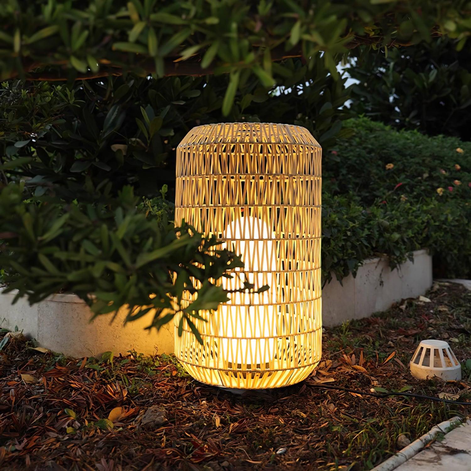 Oliver Vintage Metal Outdoor Lighting - Blowlighting