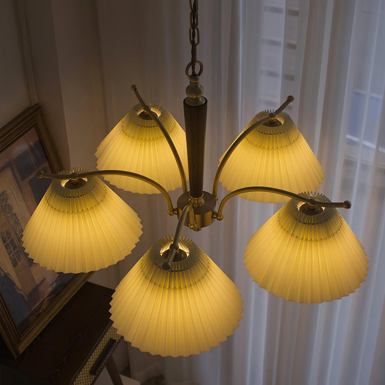 Wrinkled Chandelier - Blowlighting