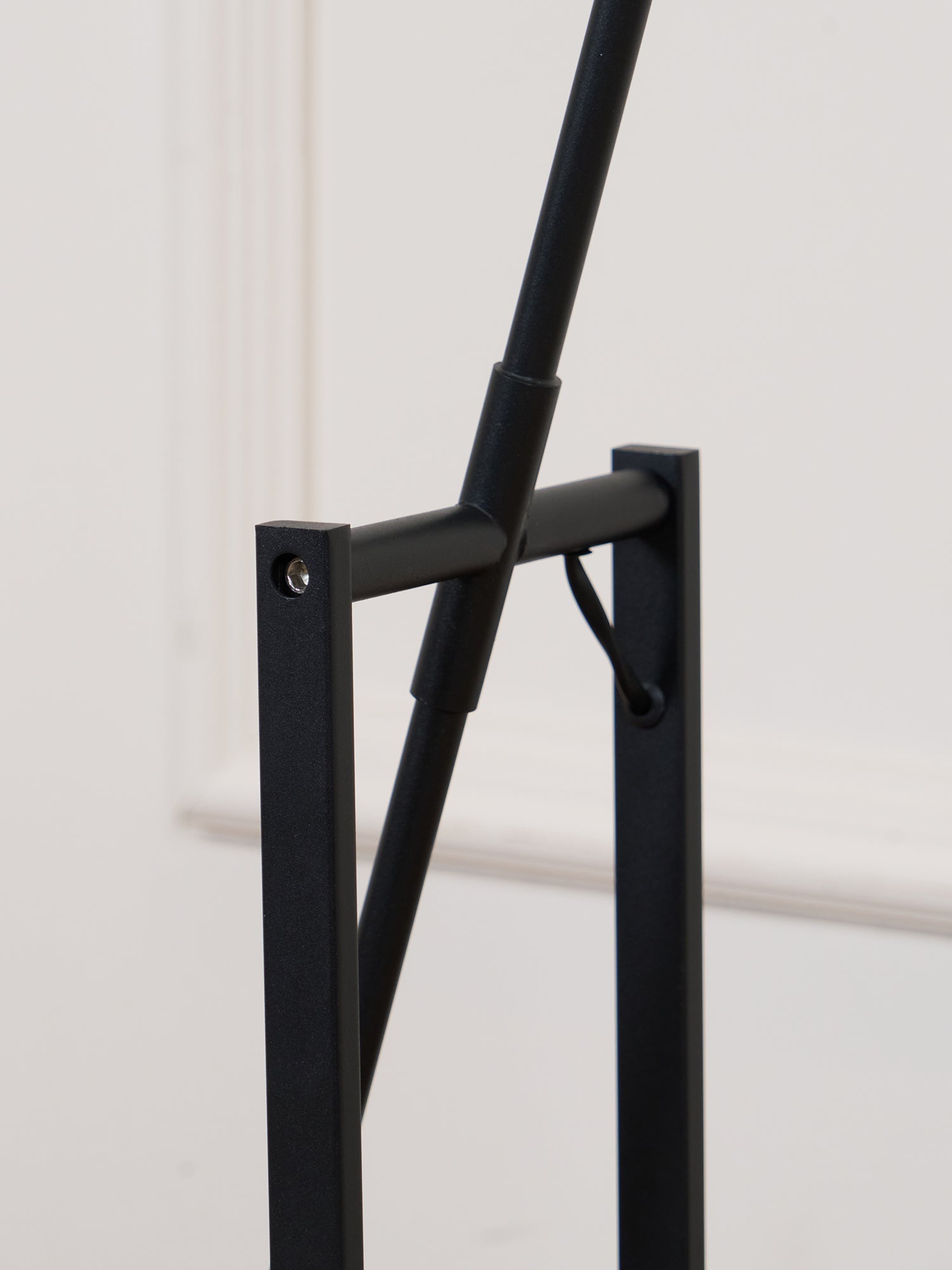 YIU-X Floor Lamp - Blowlighting