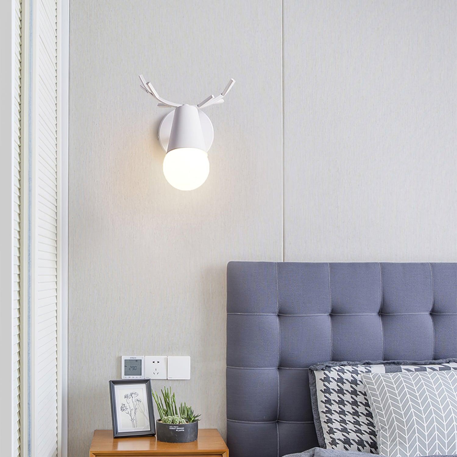Yeknu Antler Wall Lamp - Blowlighting