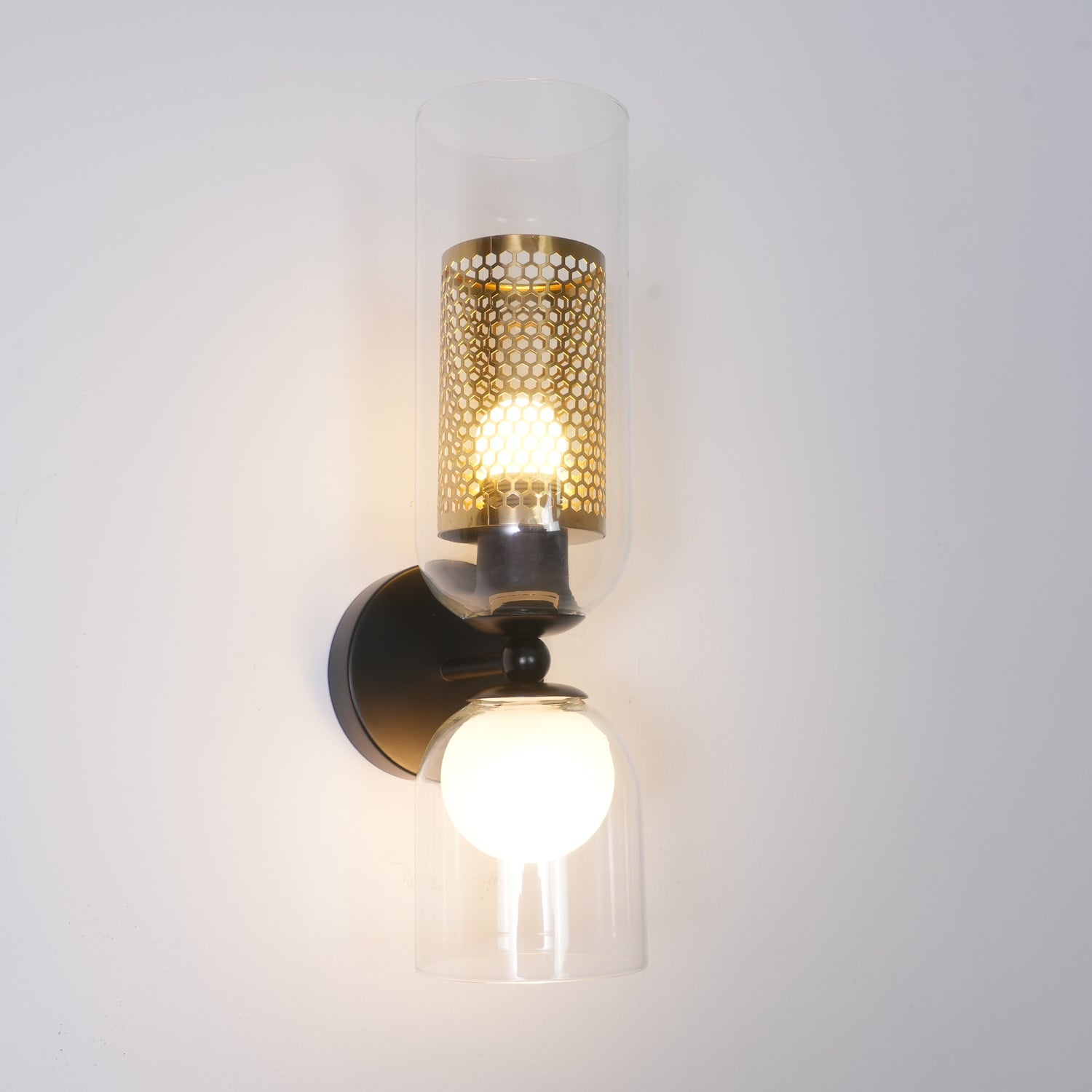 Zachary Wall Lamp - Blowlighting