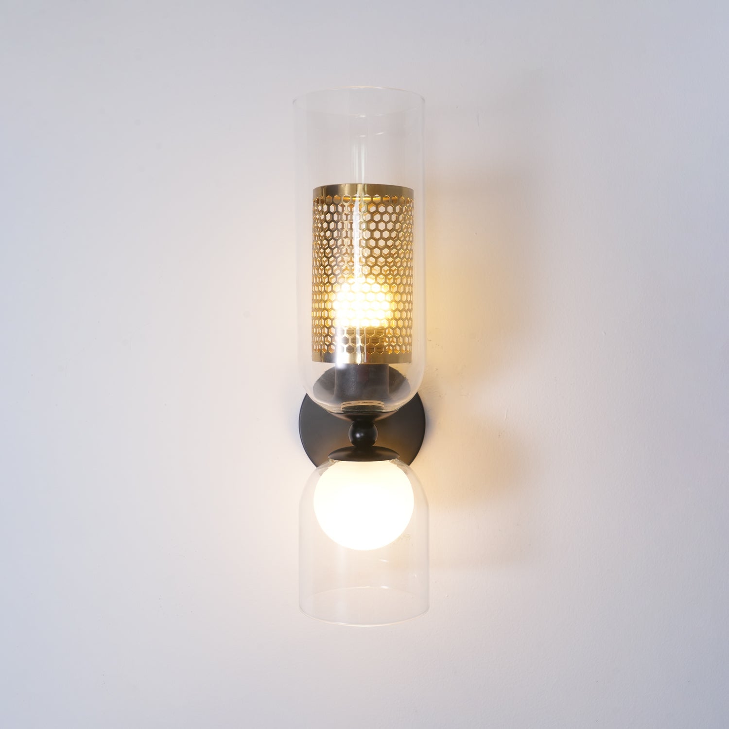 Zachary Wall Lamp - Blowlighting