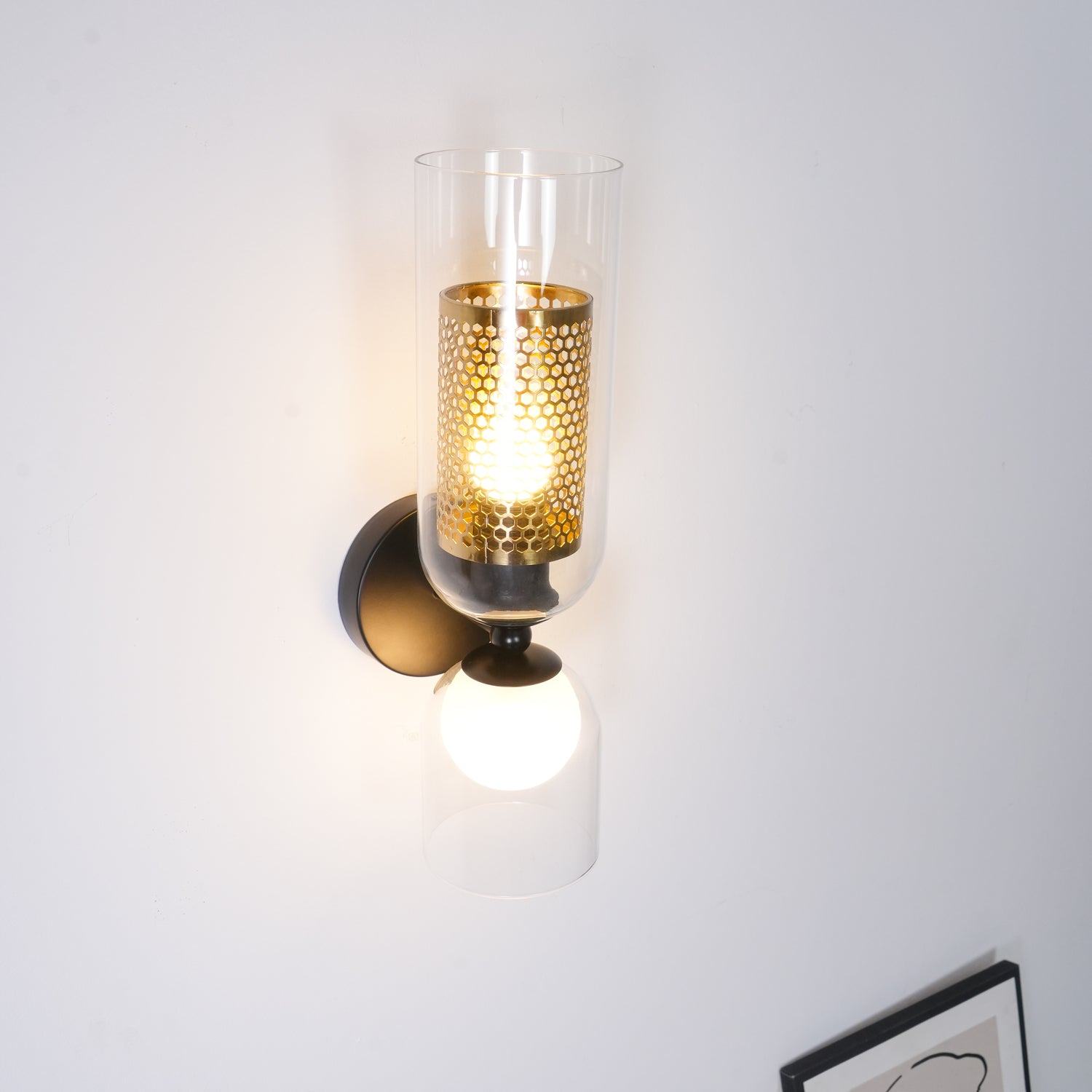 Zachary Wall Lamp - Blowlighting