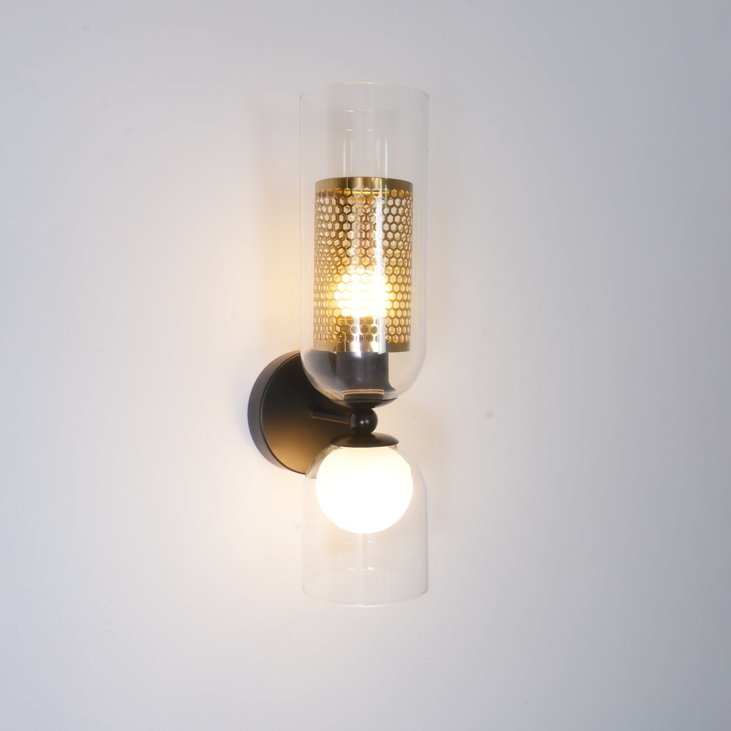 Zachary Wall Lamp - Blowlighting