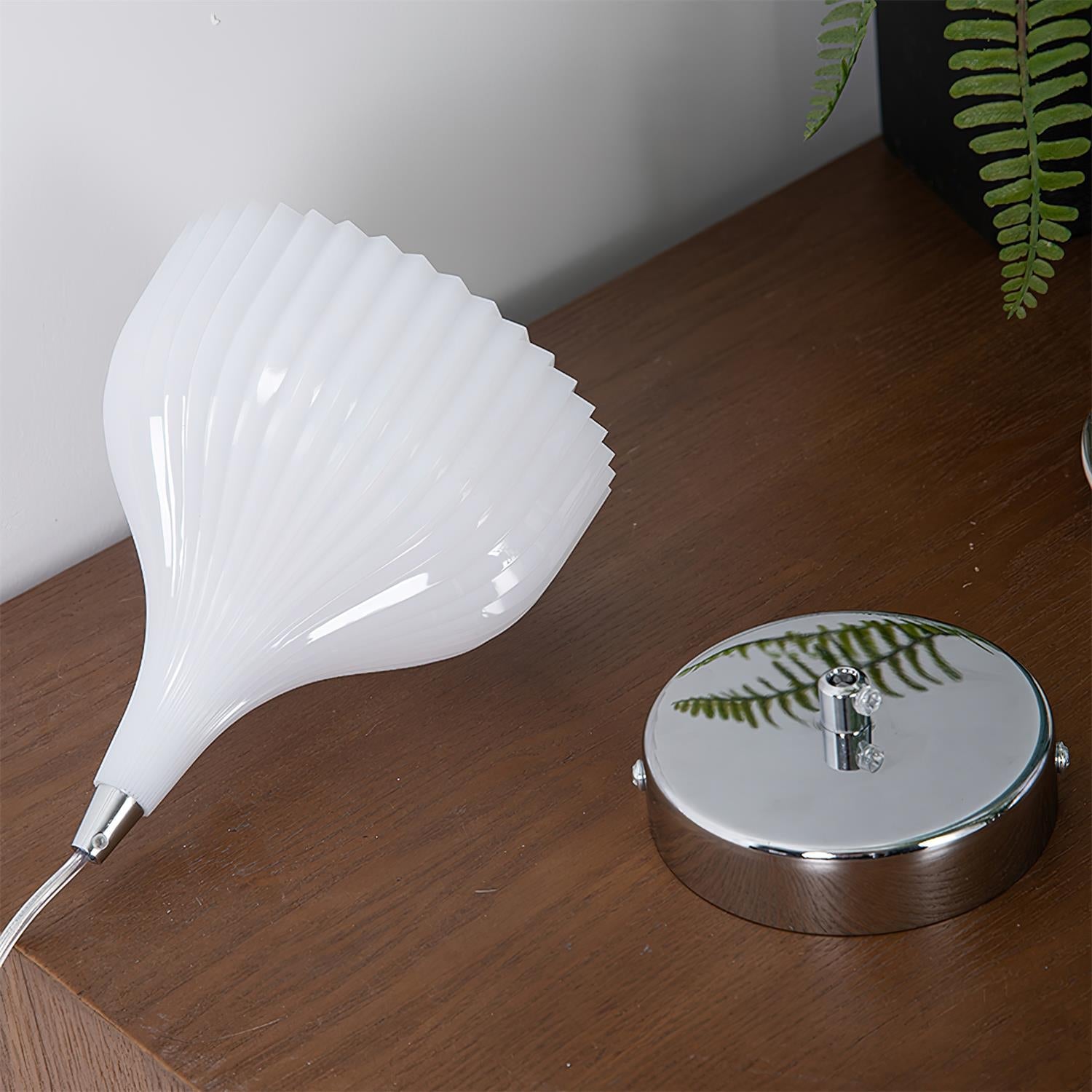 Fluita Flare Acrylic Pendant Lamp