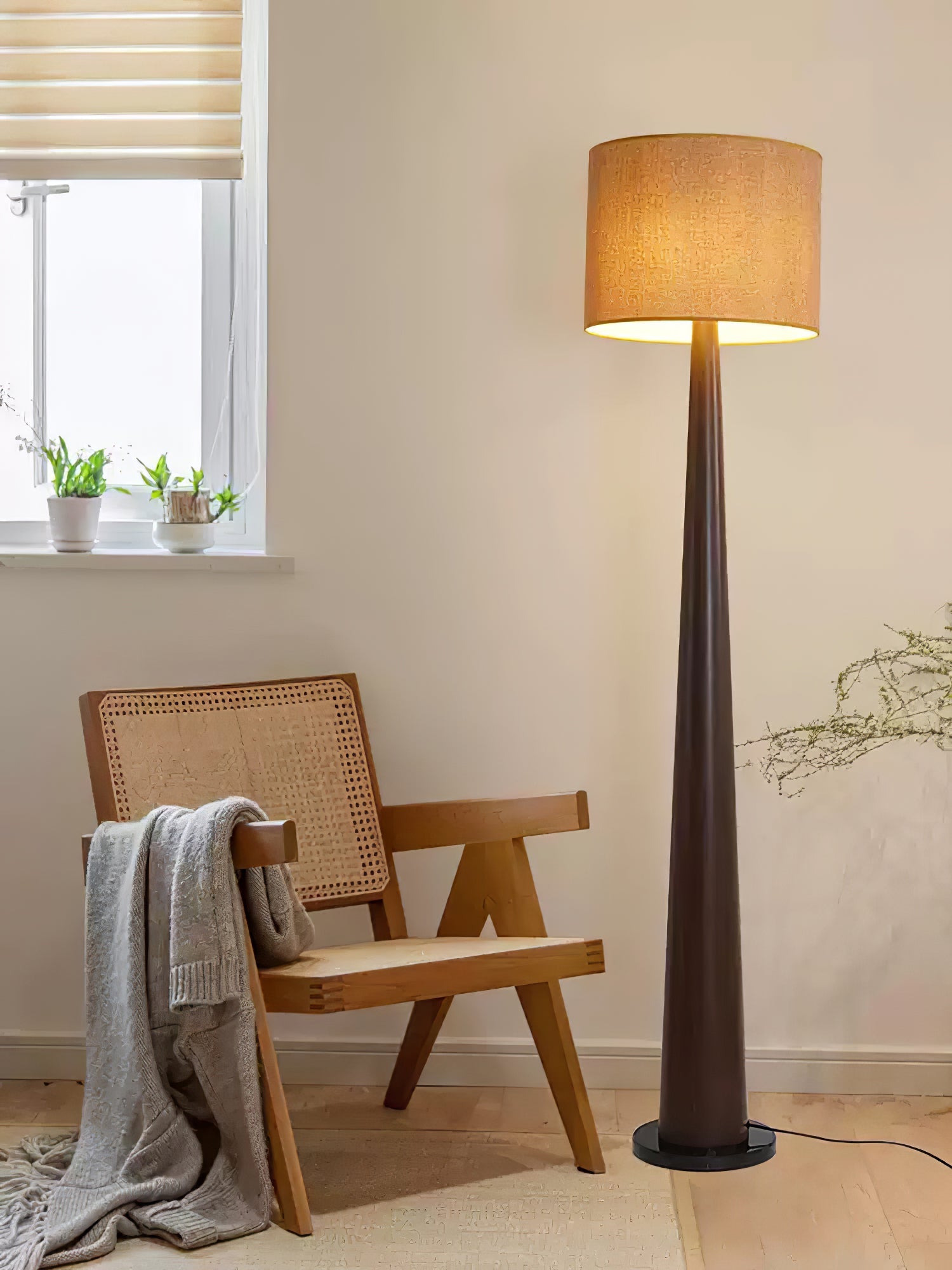 Ersilir Cylindrical Wood Floor Lamp - Blowlighting