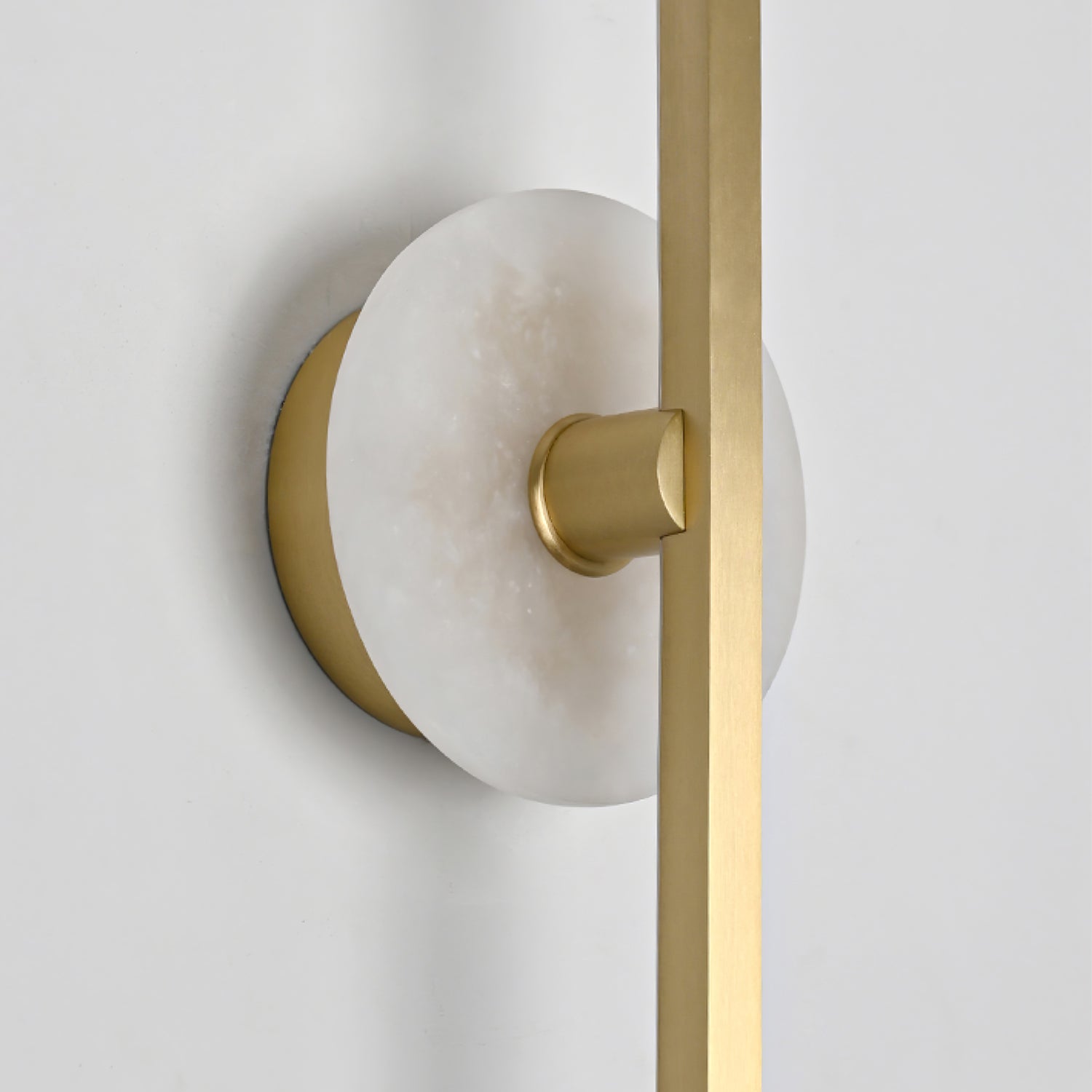 Elmarir Linear Alabaster Wall Light - Blowlighting