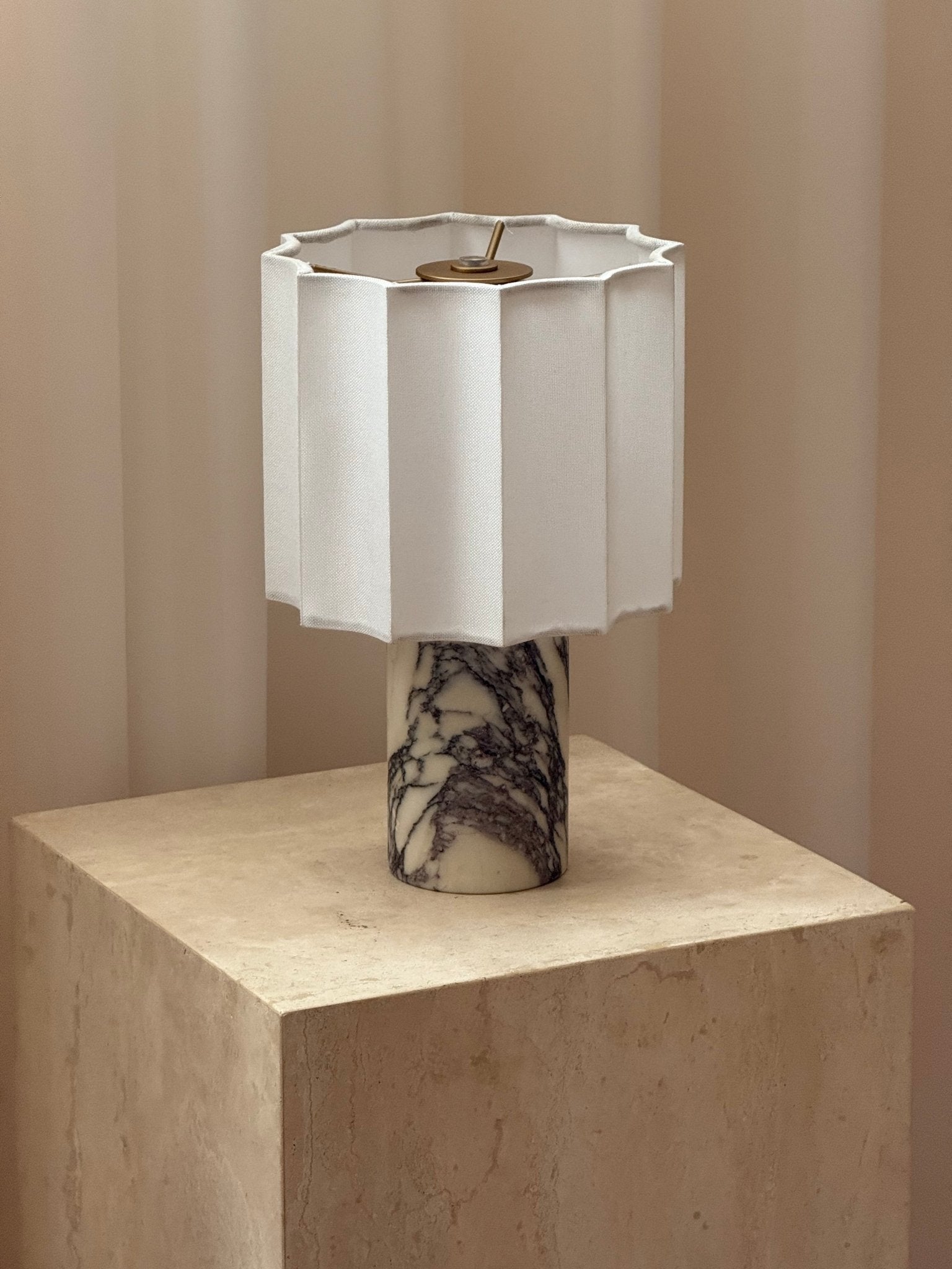 Orbis Veil Table Lamp - Blowlighting