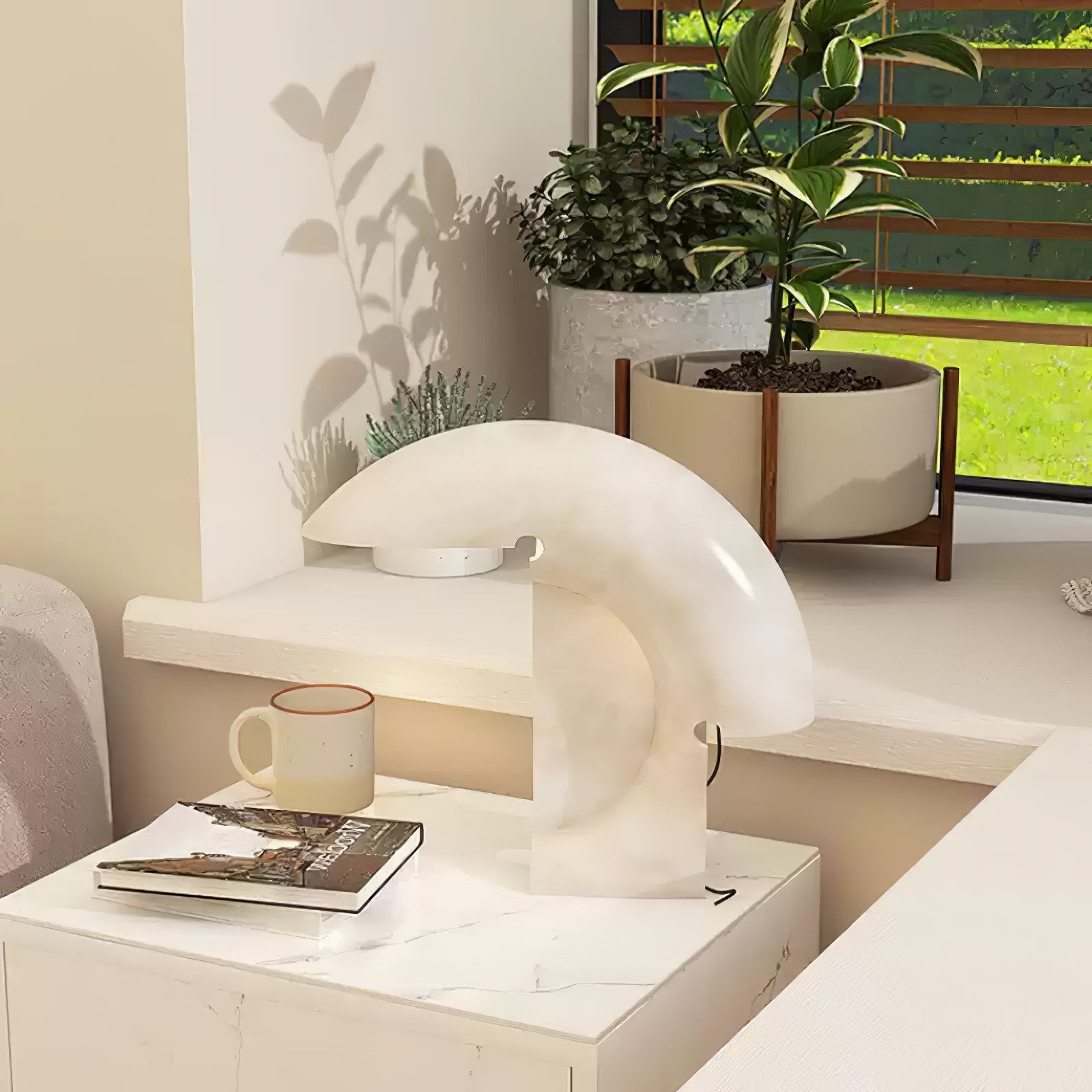 Elios Marble Table Lamp - Blowlighting