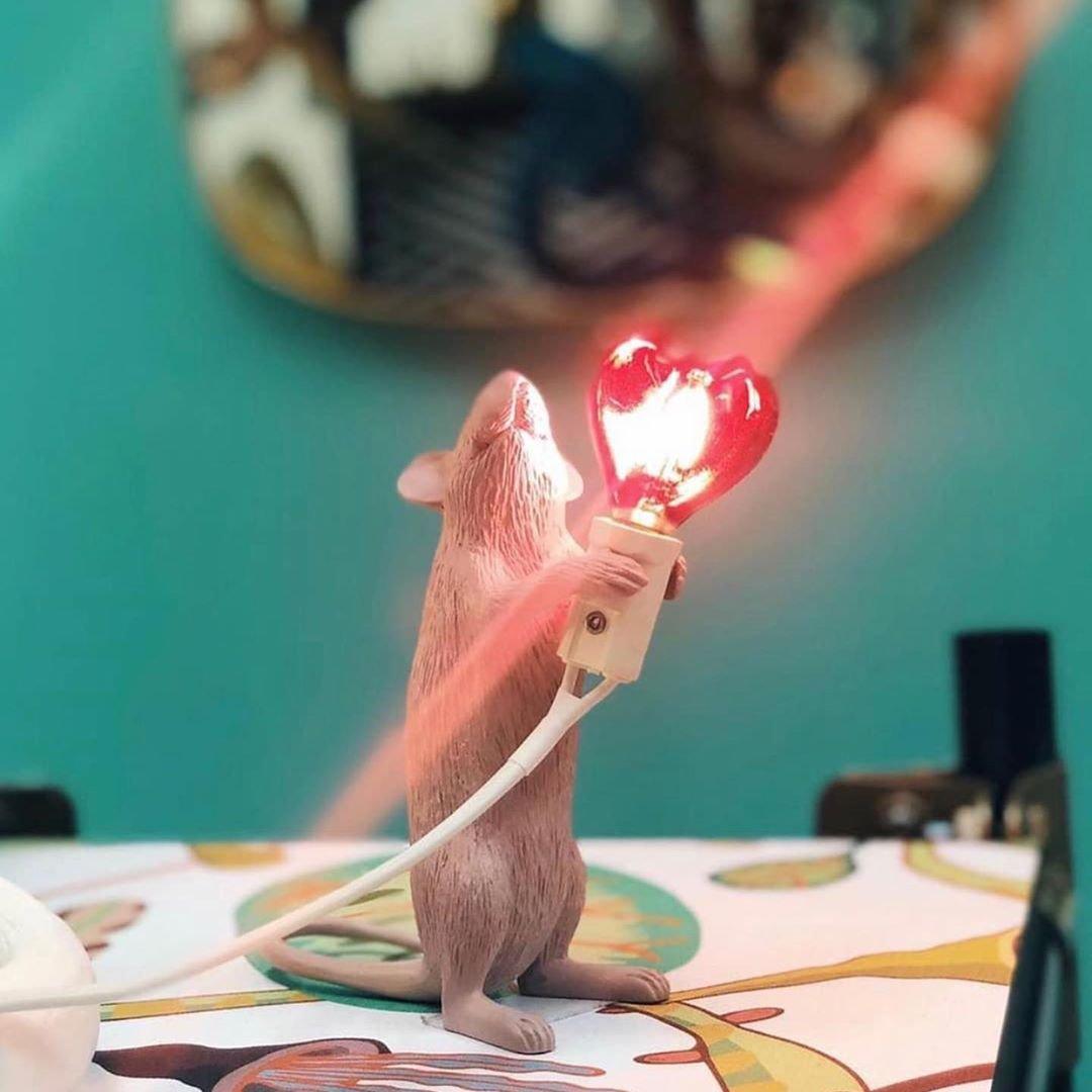 Mouse Table Light - Blowlighting