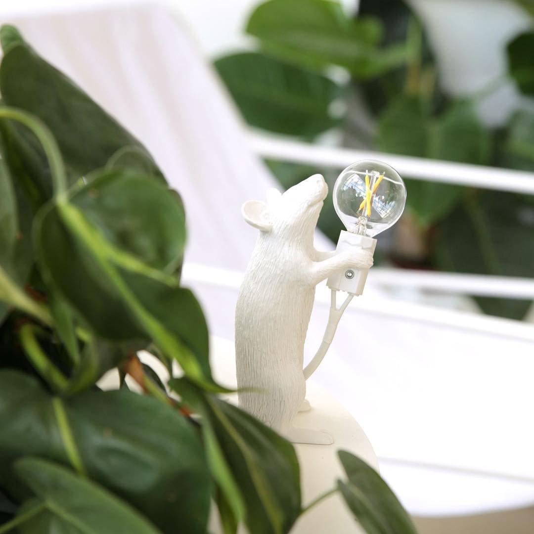 Mouse Table Light - Blowlighting