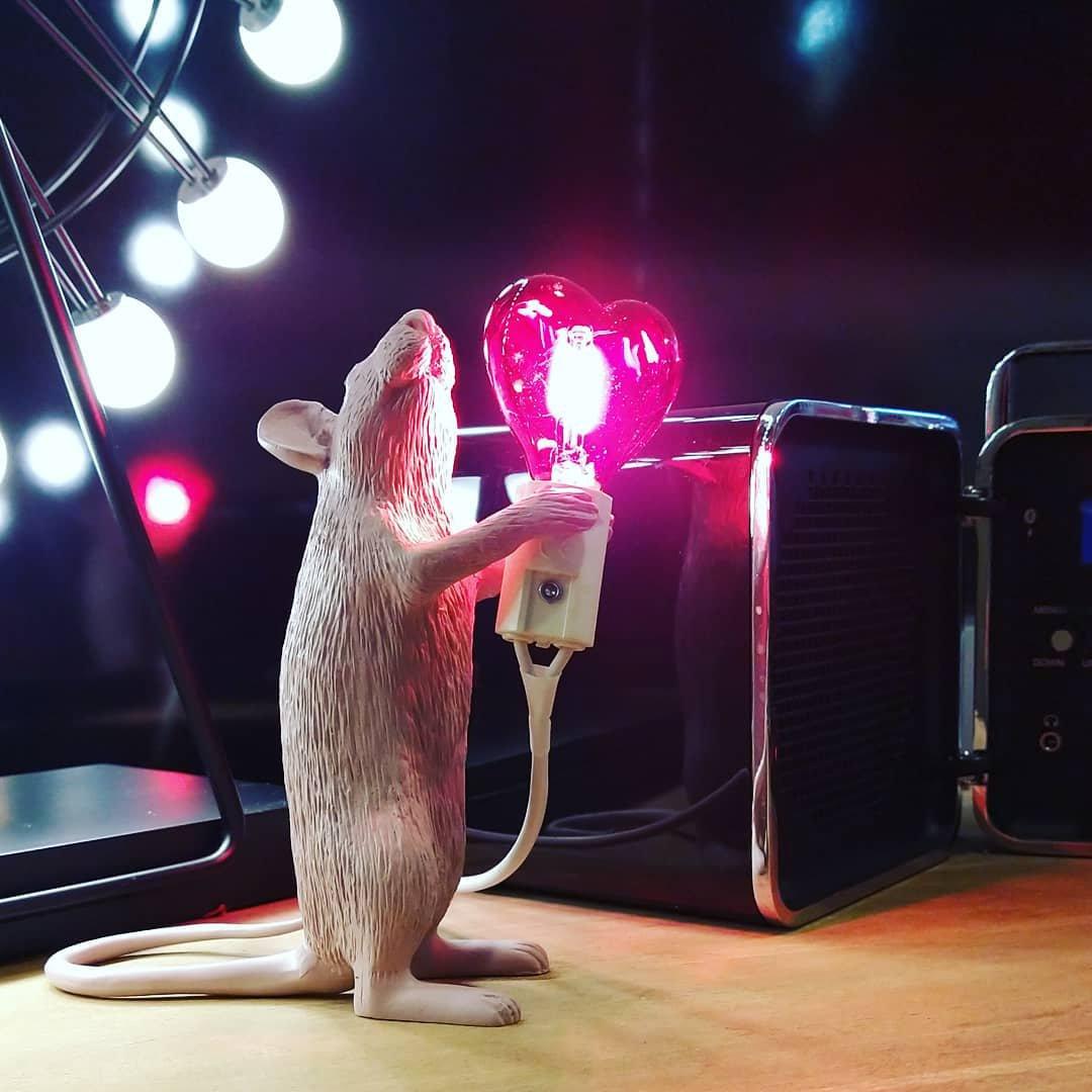 Mouse Table Light - Blowlighting